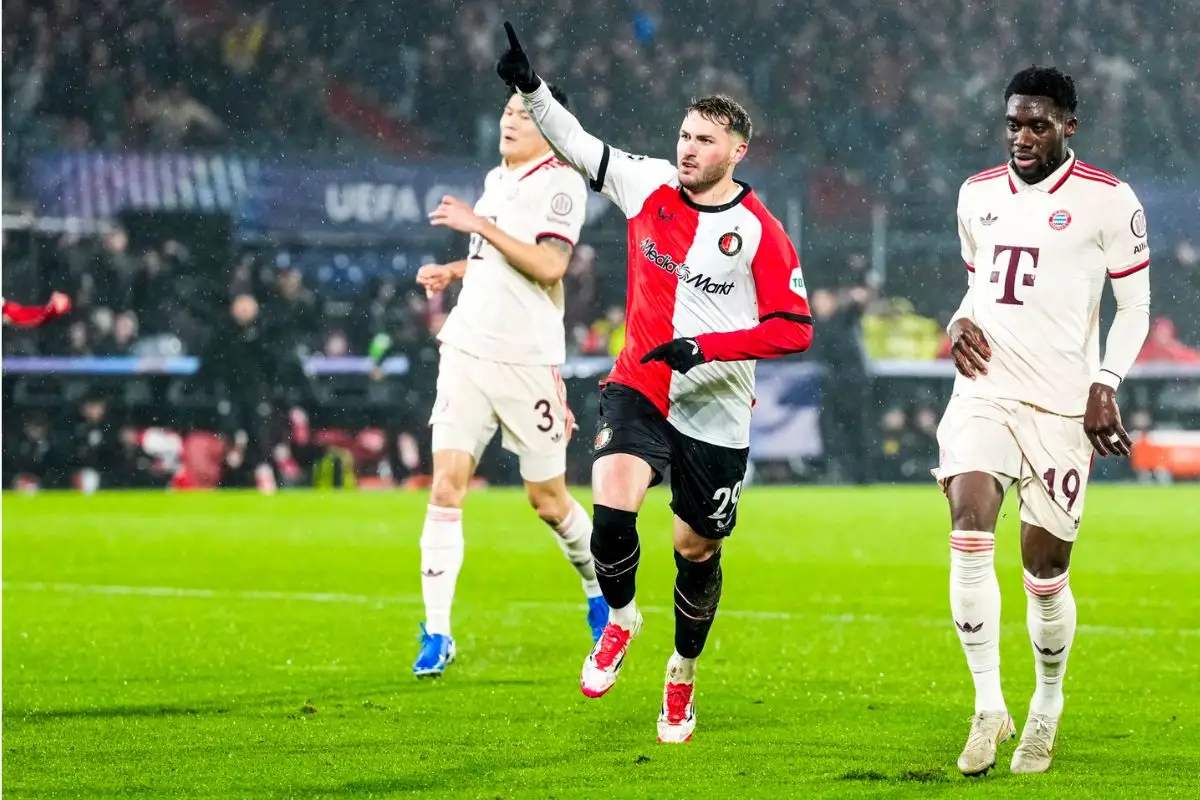 Con doblete de Santi Giménez, Feyenoord vence al Bayern 1 Con doblete de Santi Giménez, Feyenoord vence al Bayern