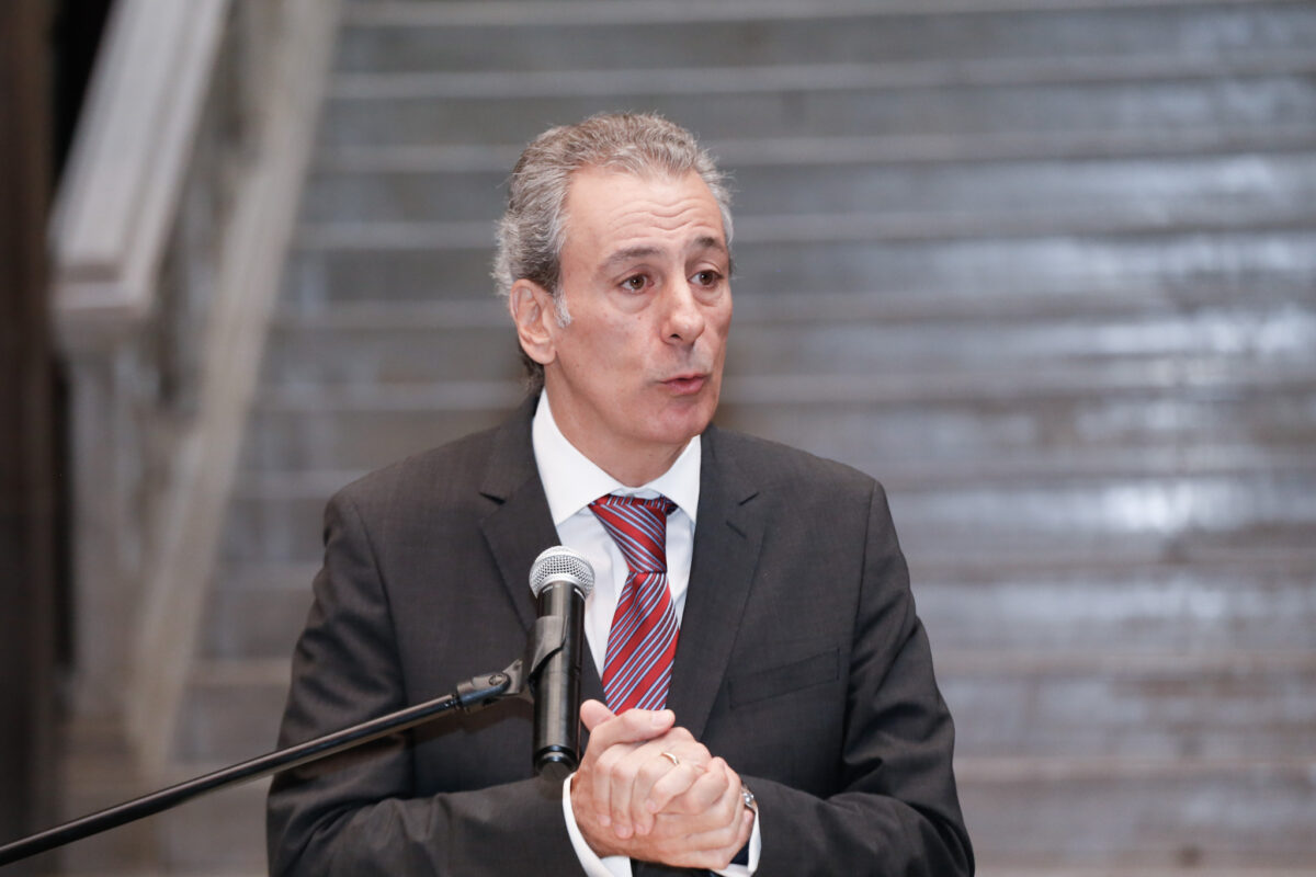 Pepe Chedraui advierte a ambulantes que habrá diálogo siempre y cuando se respete la ley