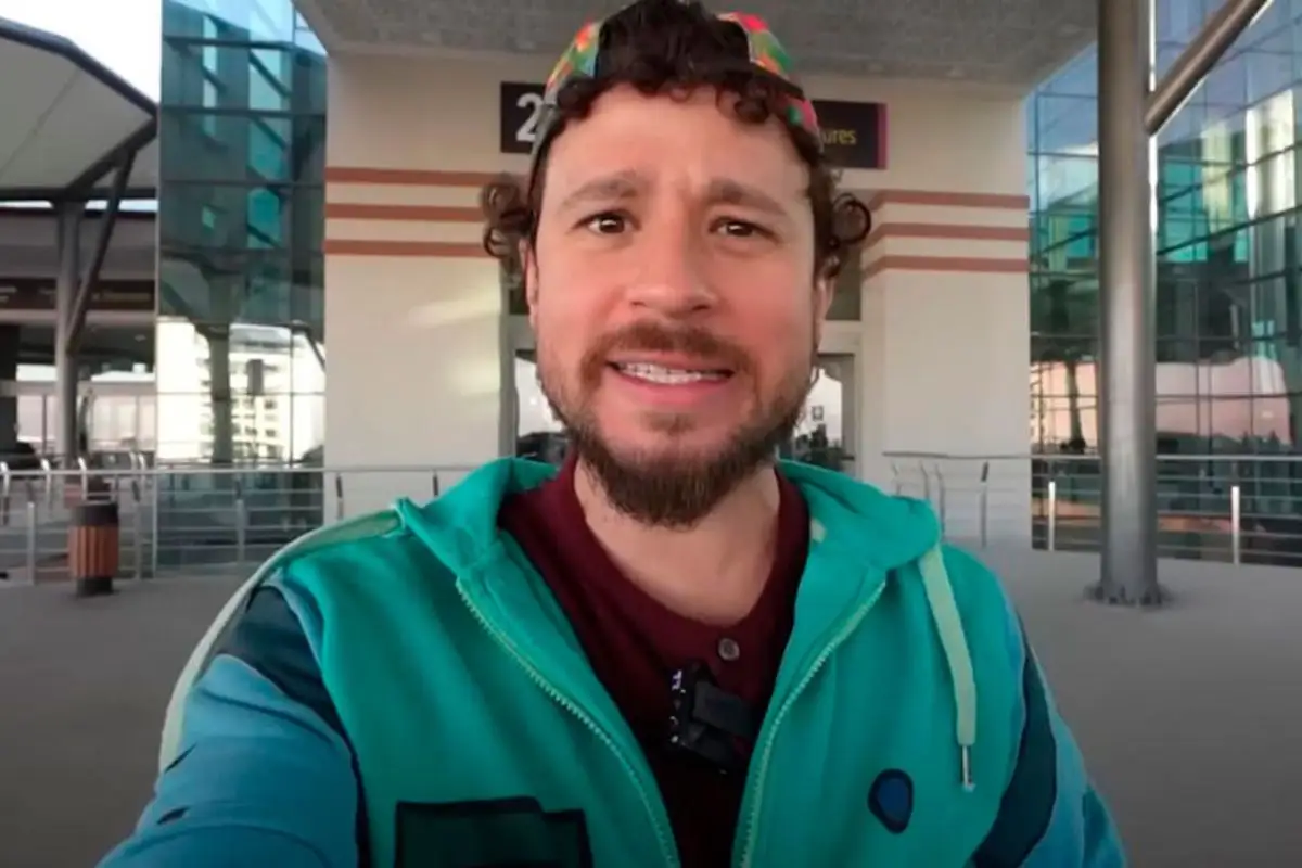 Luisito Comunica denuncia cobros excesivos de taxistas en Cancún 1 Luisito Comunica denuncia cobros excesivos de taxistas en Cancún