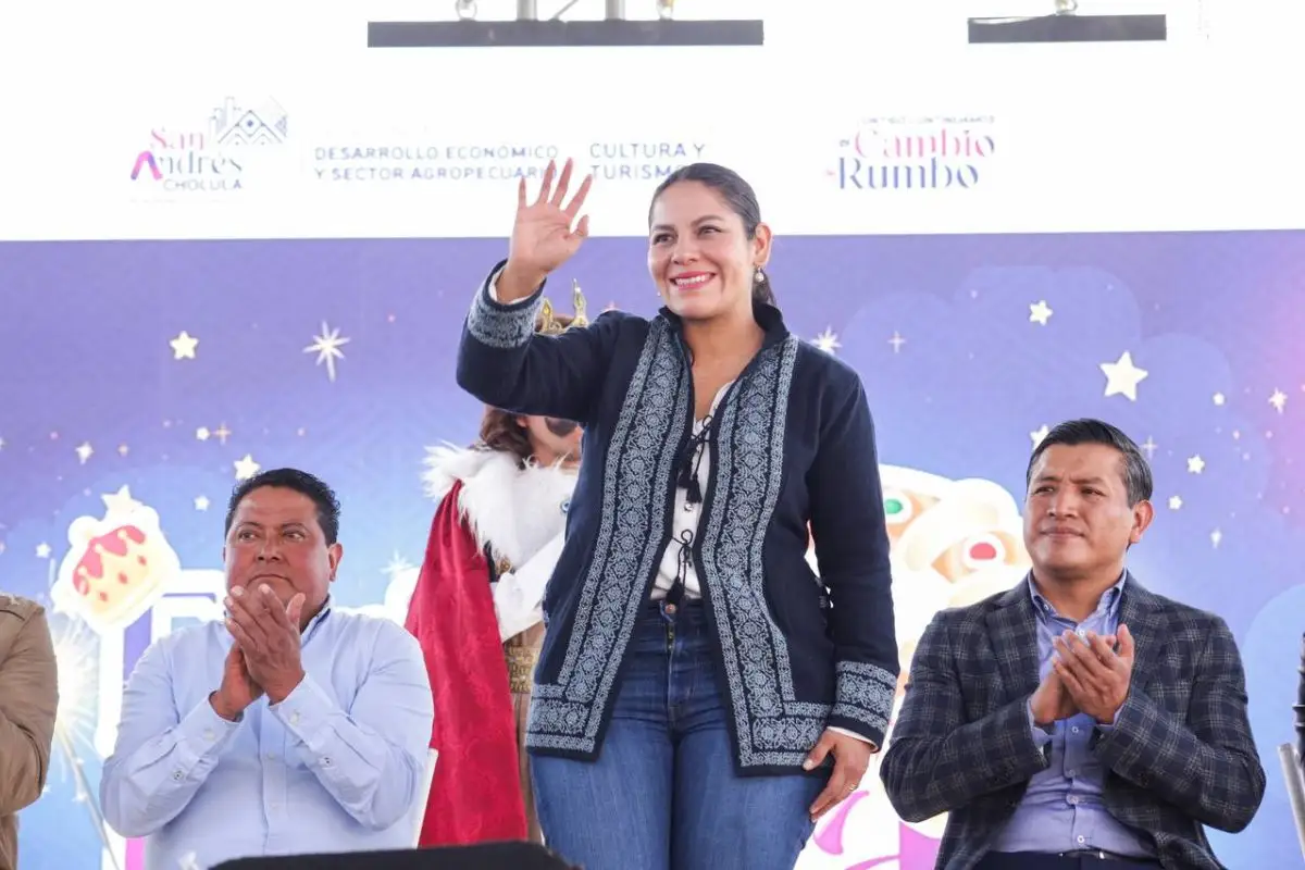 Inaugura Lupita Cuautle la Feria de la Rosca 2025 en San Andrés Cholula 1 Inaugura Lupita Cuautle la Feria de la Rosca 2025 en San Andrés Cholula