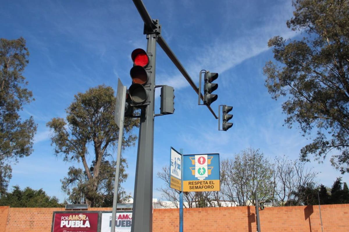 Ayuntamiento de Puebla lanza licitación para dar mantenimiento a semáforos de la ciudad 1 Ayuntamiento de Puebla lanza licitación para dar mantenimiento a semáforos de la ciudad