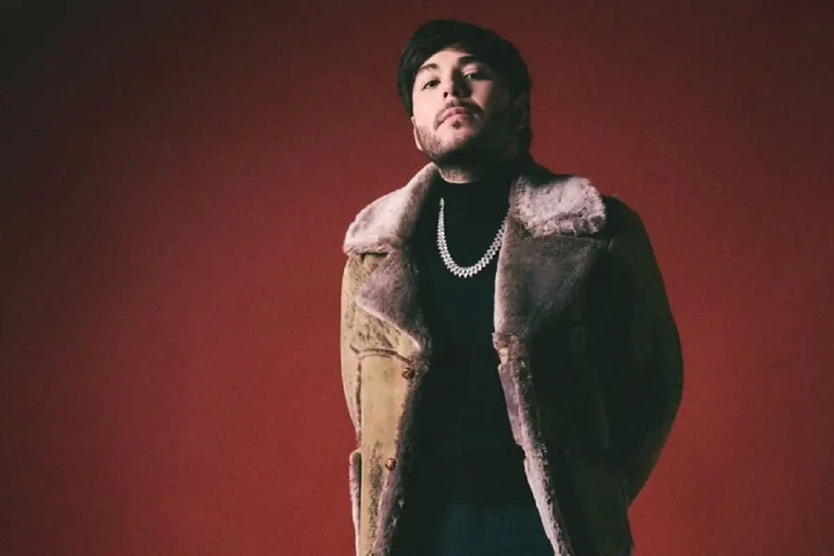 Multan a Tito Double P por interpretar canciones que hacen apología del delito en Chihuahua