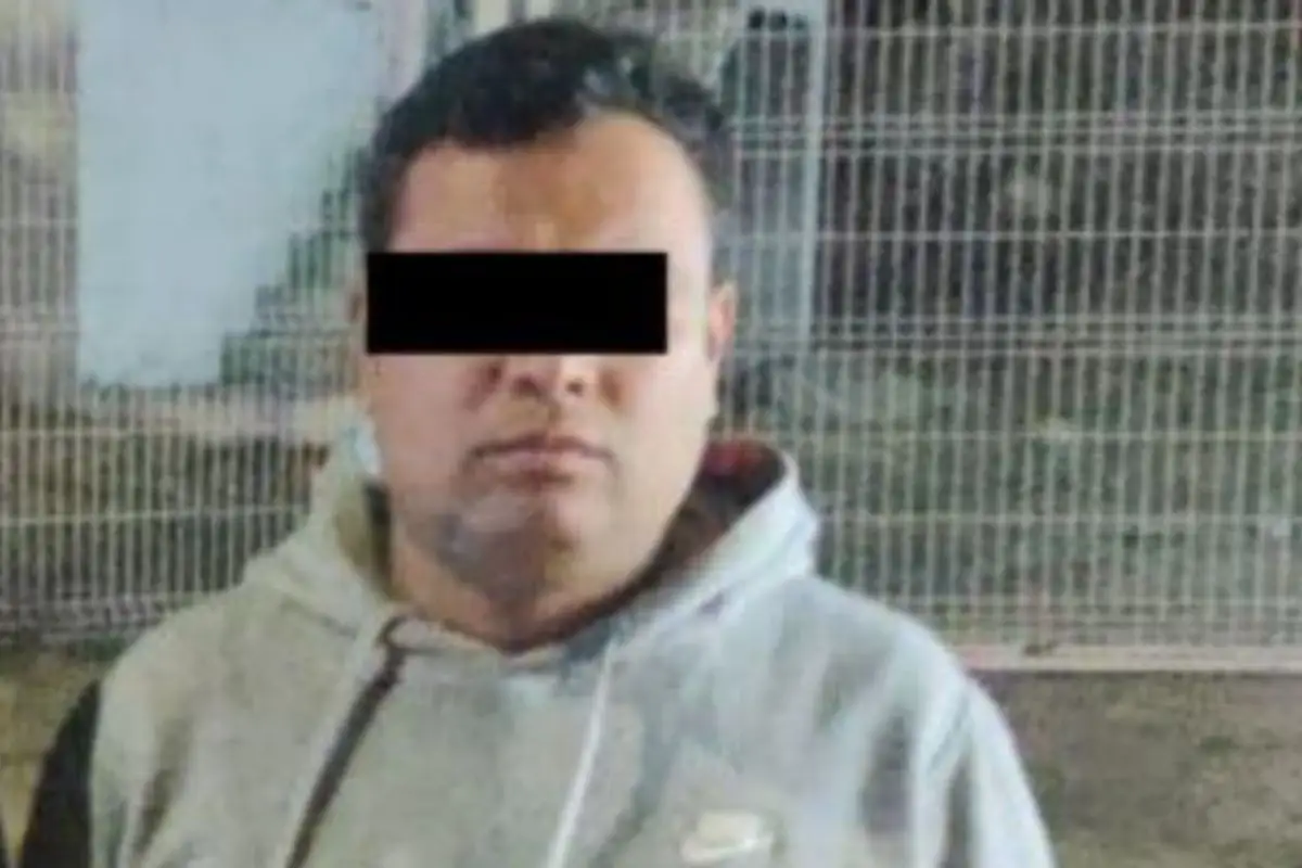 ¿Quién es el policía municipal de Puebla detenido en un violento robo en una casa de Galaxia La Calera? 1 ¿Quién es el policía municipal de Puebla detenido en un violento robo en una casa de Galaxia La Calera?