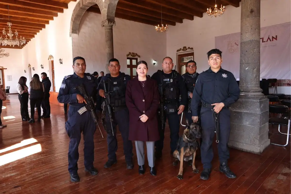 Policías de Zacatlán renuevan su CUP; son ejemplo de profesionalismo 1 Policías de Zacatlán renuevan su CUP; son ejemplo de profesionalismo