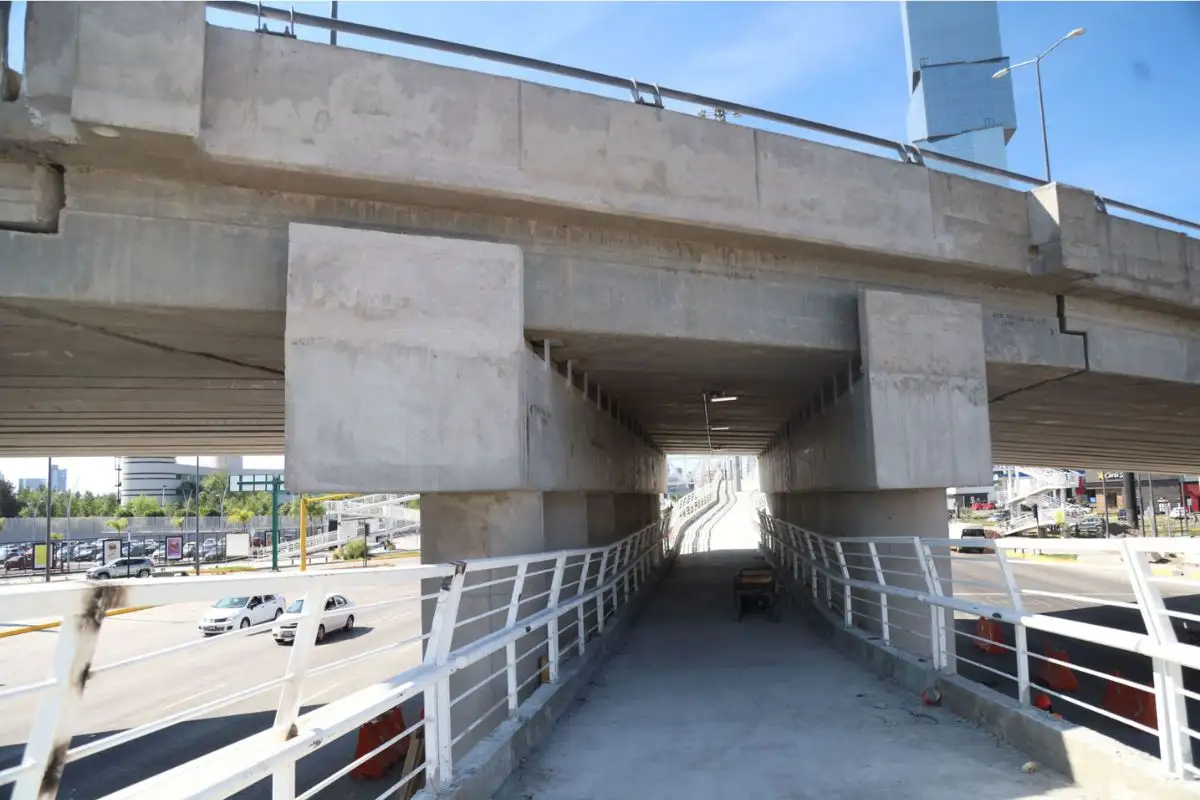 El tramo que abrieron a ciclistas y peatones fue el que está frente al