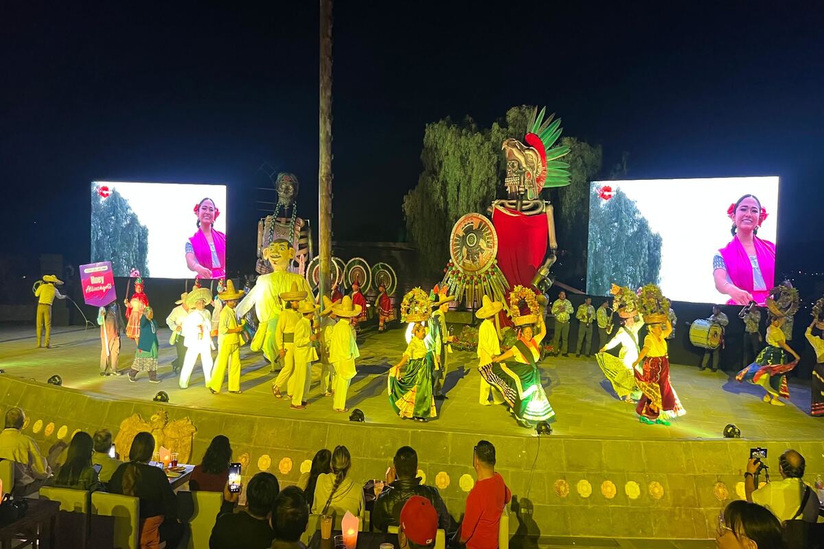 ¿Te lo vas a perder? Ariadna Ayala presenta la agenda turística 2025 “Apasiónate por Atlixco” 2 ¿Te lo vas a perder? Ariadna Ayala presenta la agenda turística 2025 “Apasiónate por Atlixco”