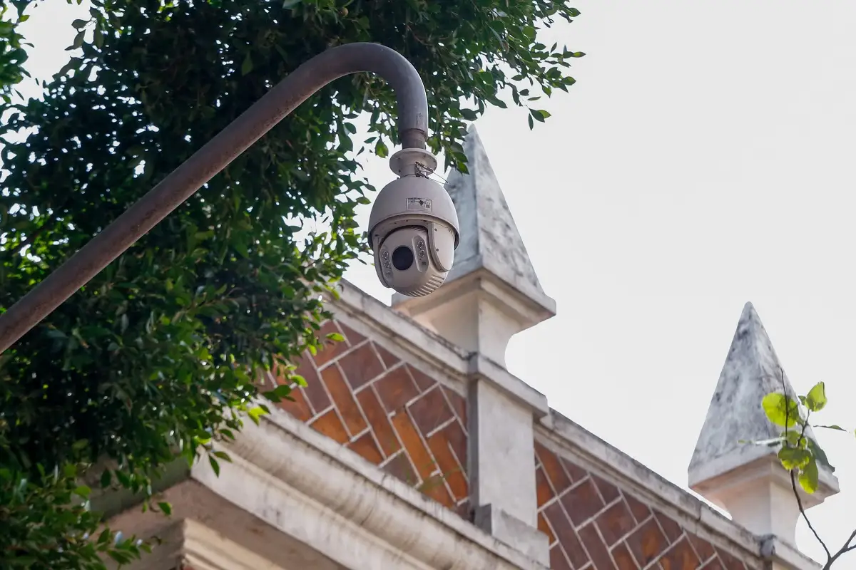 Cámaras de vigilancia ilegales operaban desde hace seis años en el Centro de Puebla