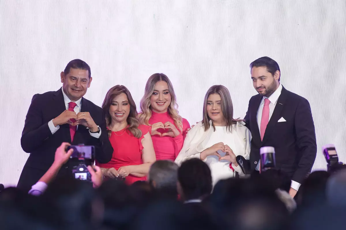 Estos son los compromisos de Ceci Arellano como presidenta honoraria del DIF Estatal