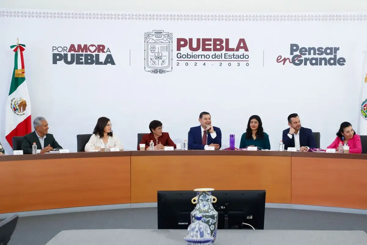 Después de 12 años, inicia reordenamiento integral del transporte público en Puebla