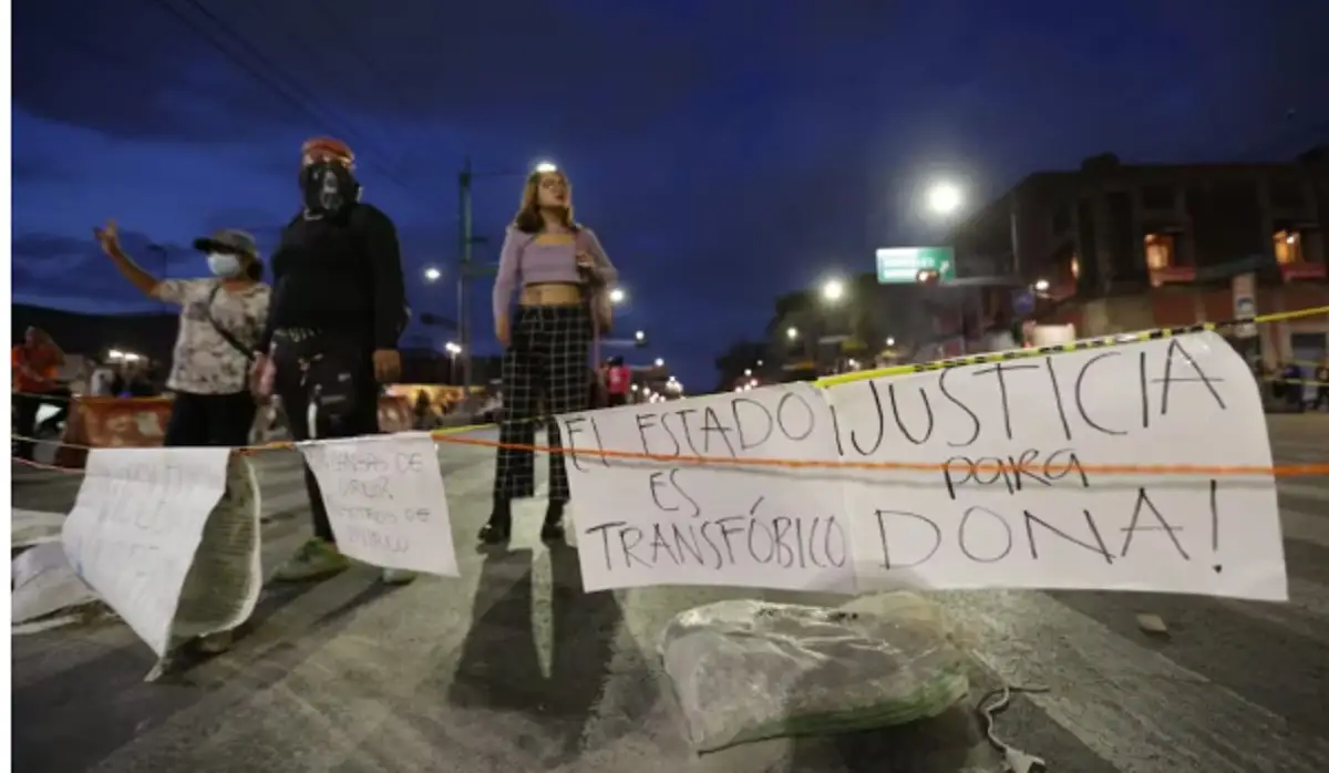 Detienen a funcionarios que dieron brutal golpiza a una mujer trans en la Alameda