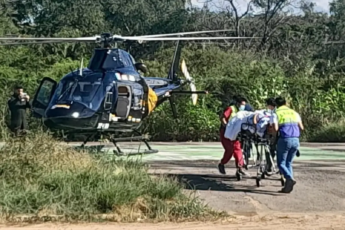 Gobierno de Puebla realiza traslado aéreo de urgencia para salvar la vida de un bebé