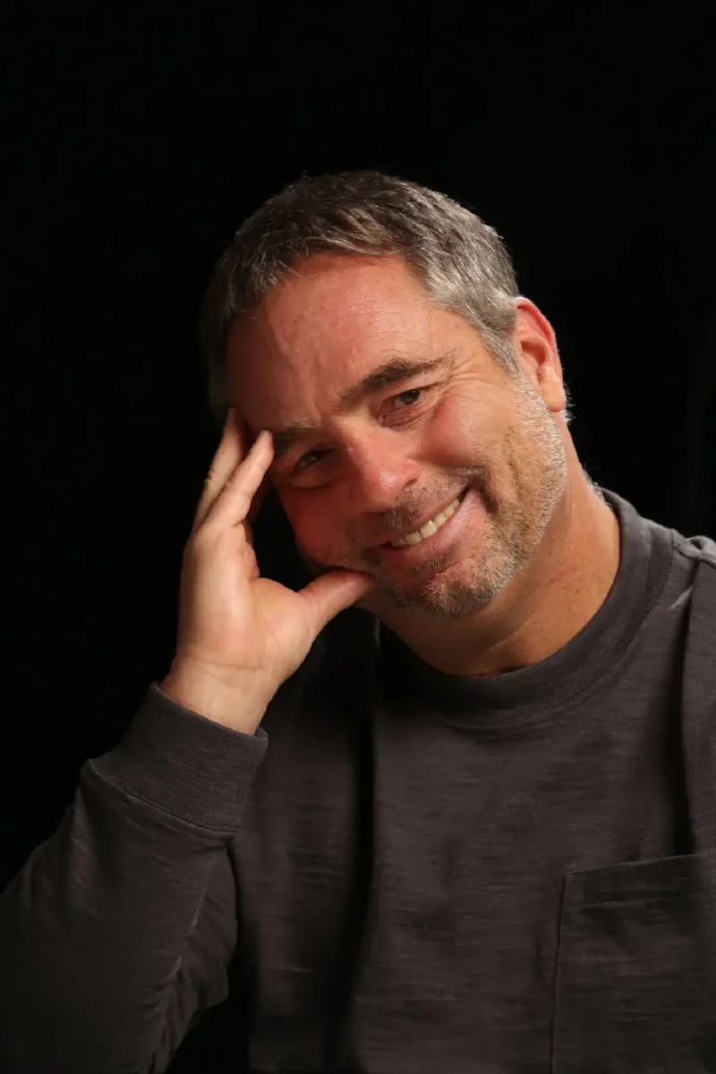 Hermano de Jacobo Grinberg da continuidad a la teoría sintérgica