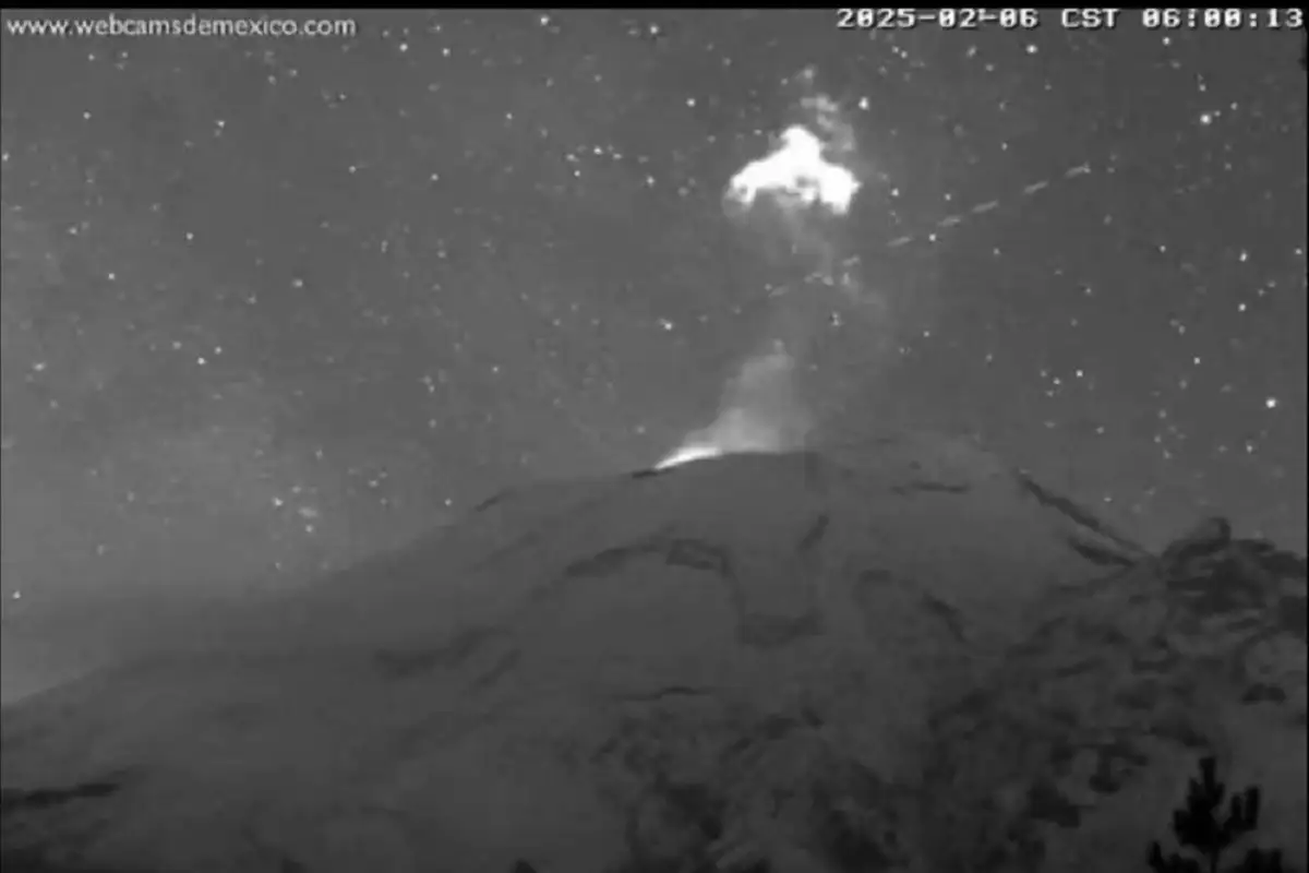 ¿Serán extraterrestres? Captan un misterioso tren de objetos sobre el Popocatépetl 1 ¿Serán extraterrestres? Captan un misterioso tren de objetos sobre el Popocatépetl