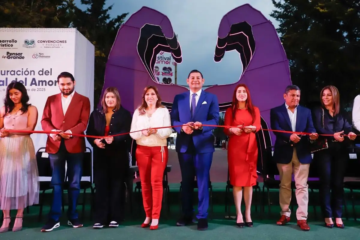 Trabajemos con amor y respeto por las familias de Puebla Alejandro Armenta