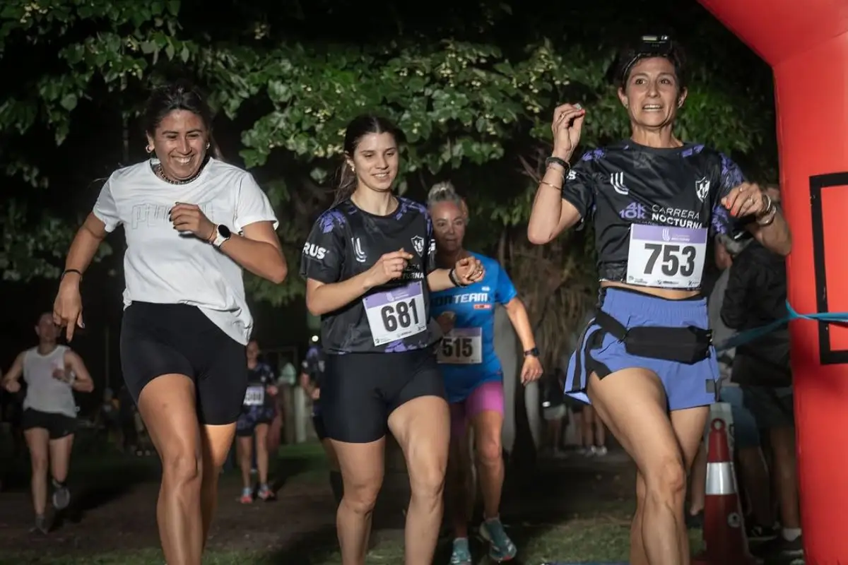 Anuncian carrera Por las Mujeres en Puebla: medalla tendrá imagen de Claudia Sheinbaum 1 Anuncian carrera nocturna Por las Mujeres en Puebla