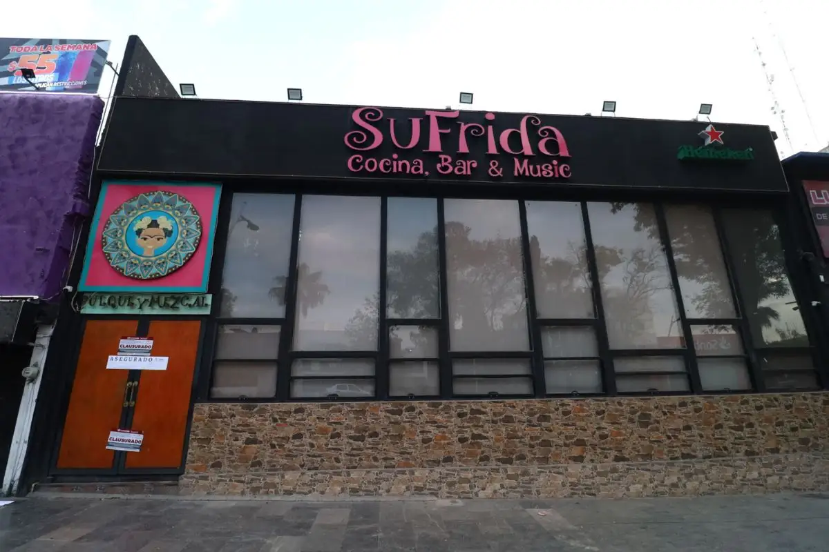 En megaoperativo clausuran varios antros de La Juárez, en Puebla 3 En megaoperativo clausuran antros de La Juárez, en Puebla