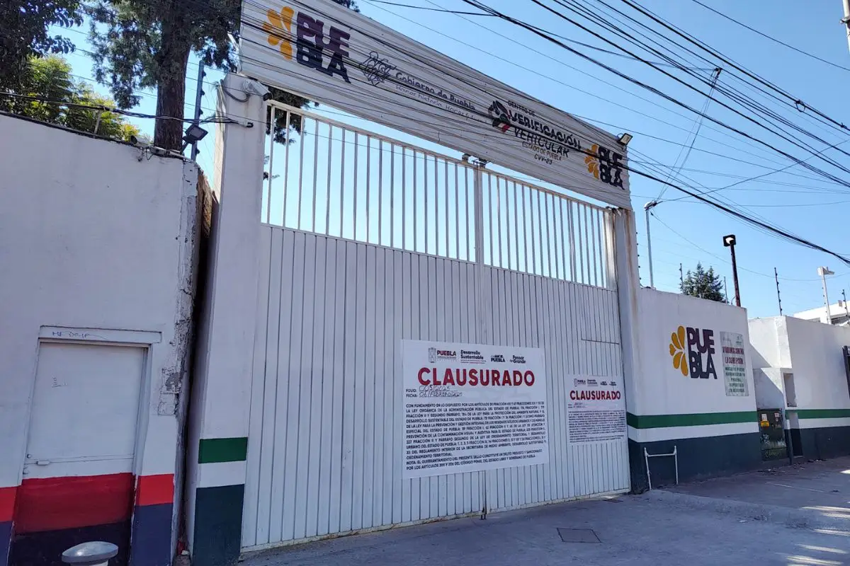 Clausuran tres verificentros en Puebla por faltas administrativas 1 Clausuran tres verificentros en Puebla por faltas administrativas