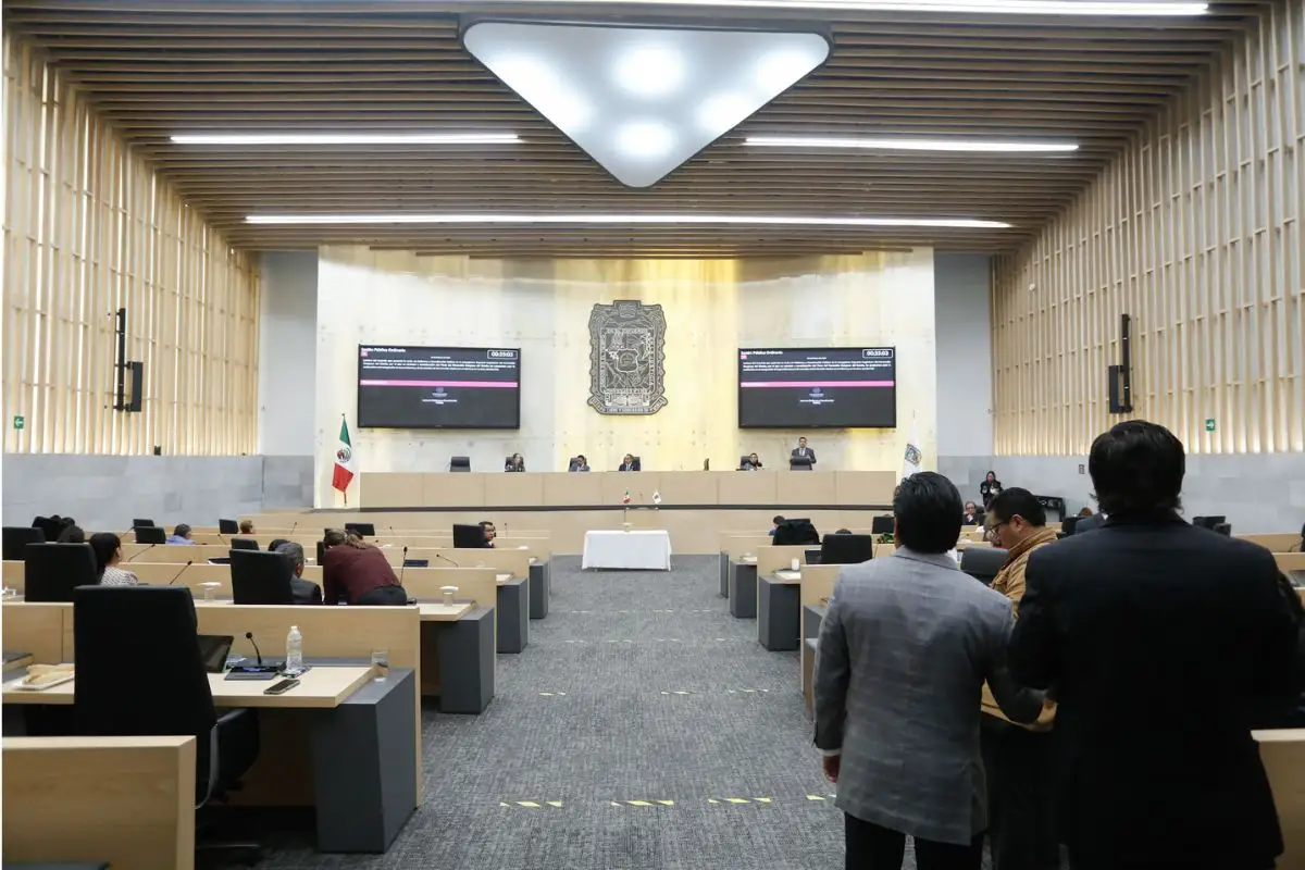 Solo 4 de cada 10 iniciativas del Congreso de Puebla son viables para aprobarse; depurarán reformas 1 Cuatro de 10 iniciativas son viables para su aprobación