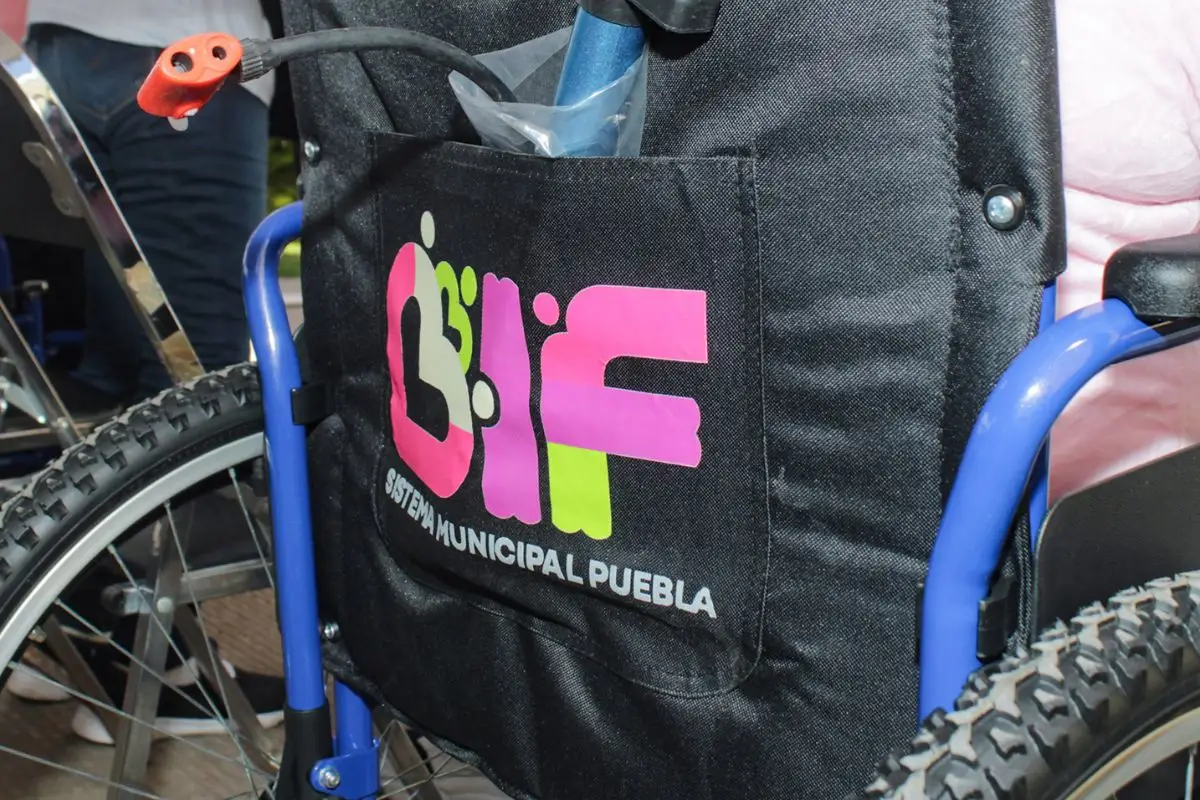 DIF realiza la entrega de 74 aparatos funcionales