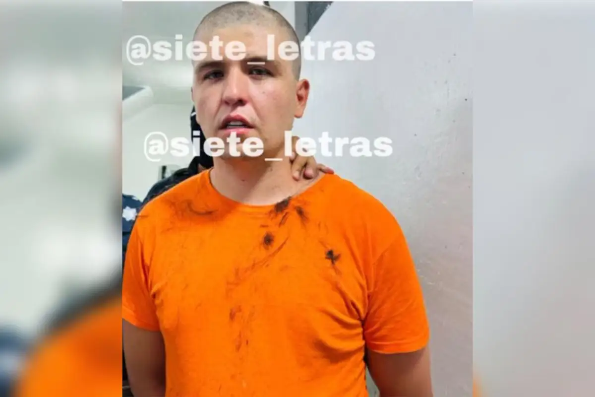 Le tocó tijera: Arrodillado, rapan al Fofo Márquez dentro de la cárcel 1 Así se ve el Fofo Márquez pelón dentro de la cárcel