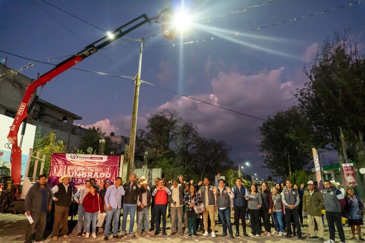 Entregó Gobierno de la Ciudad modernización de luminarias con tecnología LED en Azumiatla 1 Entregó Gobierno de la Ciudad modernización de luminarias con tecnología LED en Azumiatla