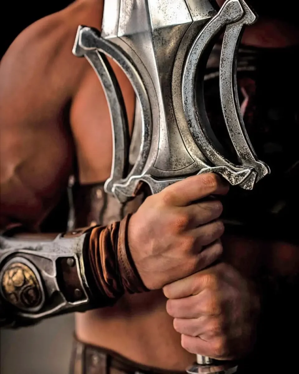 Así se ve Nicholas Galitzine como He-Man