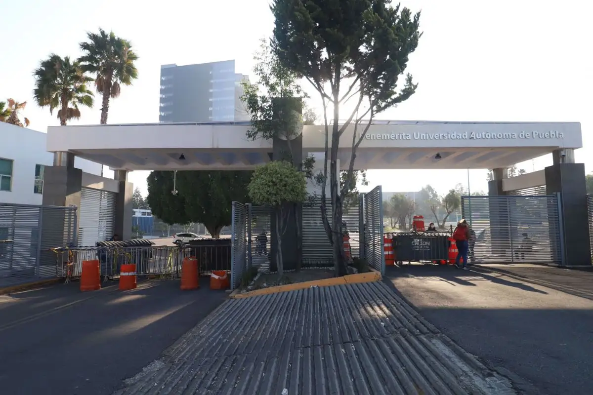 Paro en la BUAP se mantendrá hasta que rectora dialogue con alumnos