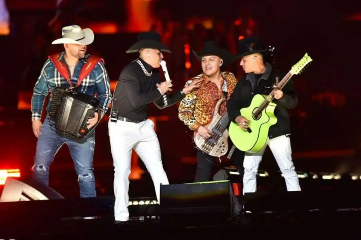¡Boletos a la venta! Estos son los precios para ver a Grupo Firme en Puebla 1 Revelan precios de boletos para Grupo Firme en Puebla: inicia preventa