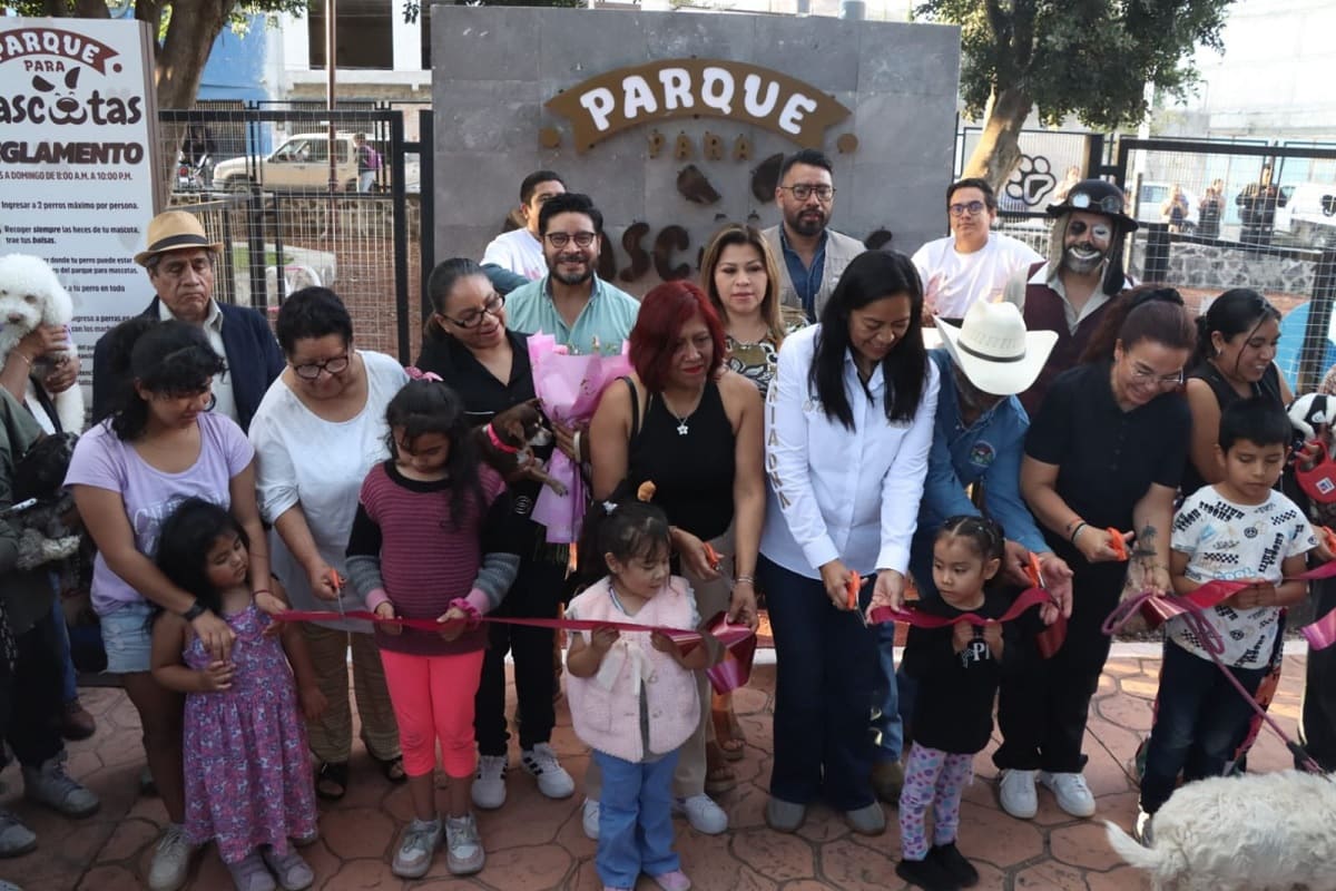 ¡Queremos ir! Atlixco estrena su primer parque para mascotas 6 El Ayuntamiento de Atlixco inauguró el primer parque para mascotas