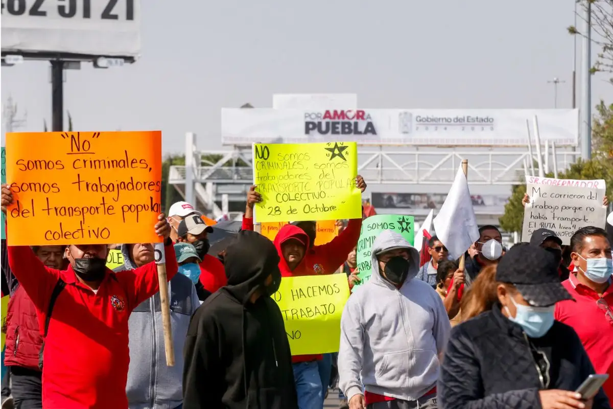 La 28 de Octubre rompió acuerdos con el gobierno de Puebla; continuarán operativos contra taxis pirata