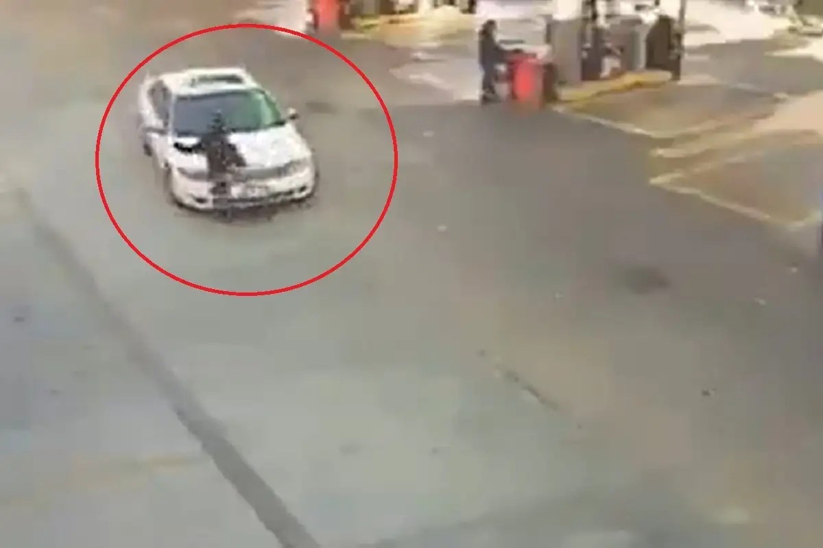 Atropella a despachadora en gasolinera de la Calera y se da a la fuga