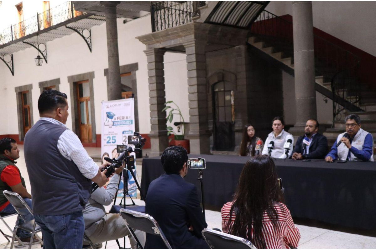 Con Feria de las Universidades Zacatlan se posiciona como cluster de educacion