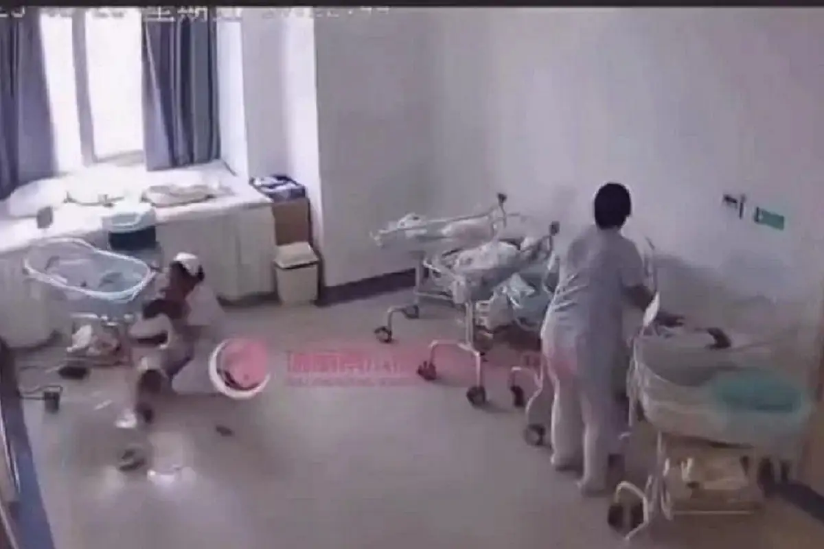 VIDEO: Enfermeras arriesgan sus vidas para proteger a recién nacidos durante terremoto en Myanmar 3 Enfermeras arriesgan sus vidas para proteger a recién nacidos durante terremoto