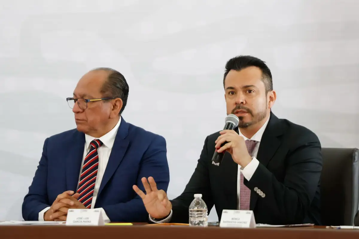 Gobierno estatal debe controlar el estacionamiento del Estadio Cuauhtémoc