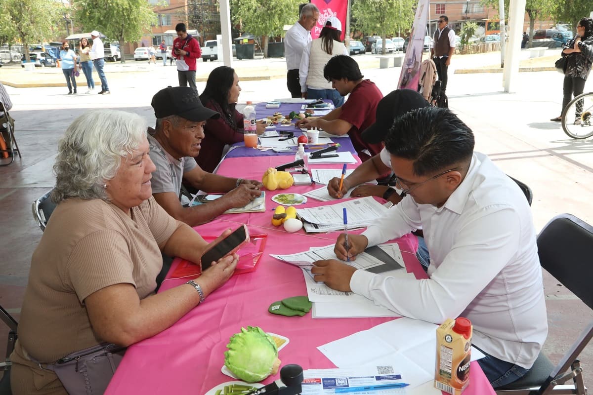 Lleva SMDIF más de 20 servicios a la Jornada Imparable de la U.H. Agua Santa 1 Jornada Imparable de Servicios Integrales