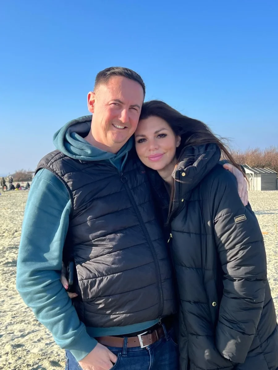 Madre es diagnosticada con cáncer de estómago terminal tras confundir síntomas con efectos de dieta 2 Madre es diagnosticada con cáncer de estómago terminal tras confundir síntomas con efectos de dieta