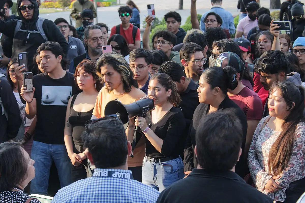 Paro estudiantil se fragmenta tras no llegar a acuerdos internos