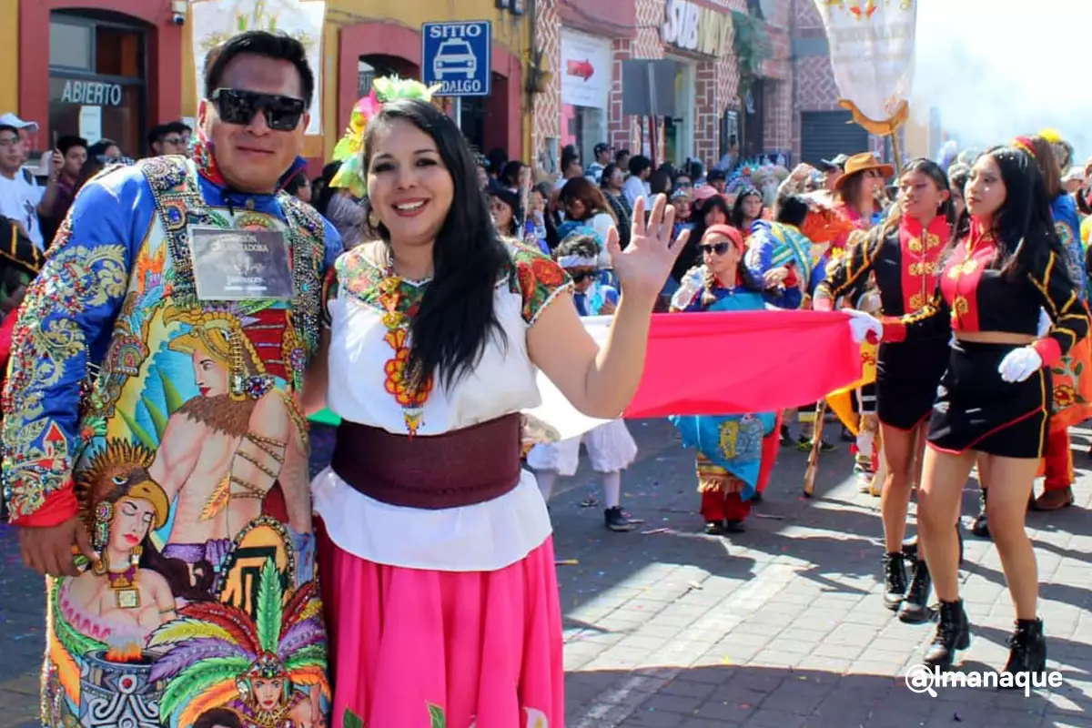 Tonantzin Fernandez es la primera presidenta en la historia del Carnaval que participa y desfila con los batallones 2