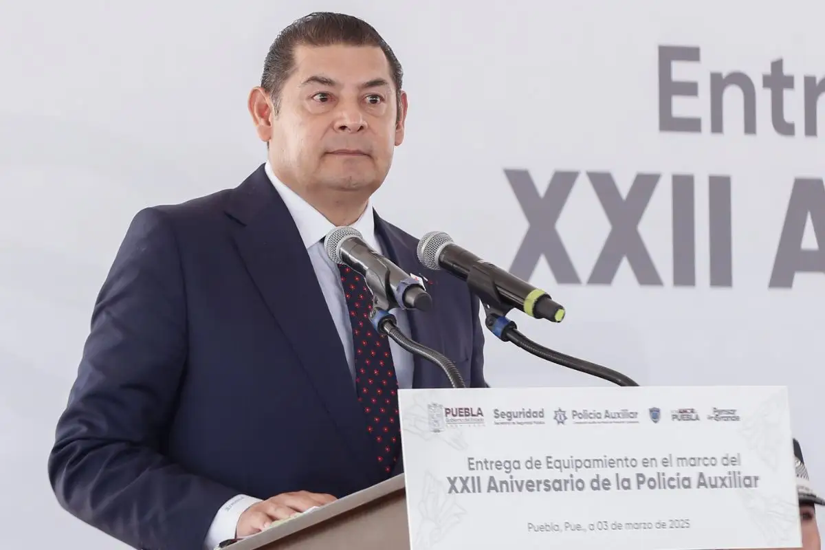 Armenta acabará con extorsión de grúas: tienen hasta el 10 de marzo para reportarse ante la SMT 1 Armenta acabará con extorsión de grúas en Puebla