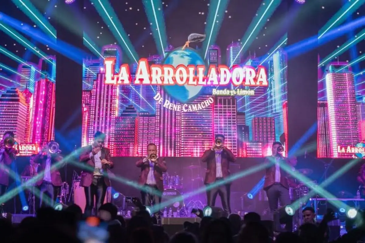 Detienen a presunto militar por disparar durante concierto de La Arrolladora Banda El Limón 1 Detienen a militar por disparar en el Carnaval de Tenosique