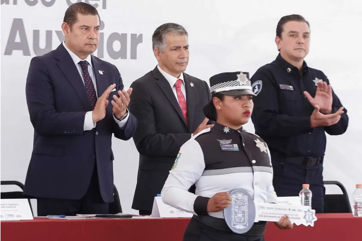 Anuncia Armenta aumento salarial a la Policía Auxiliar del 15%