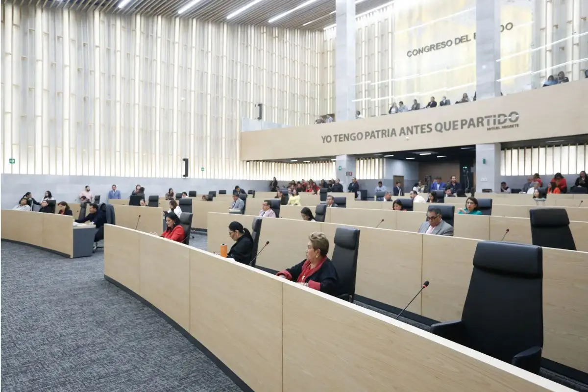 Creación de diputado migrante de Puebla avanza en comisiones