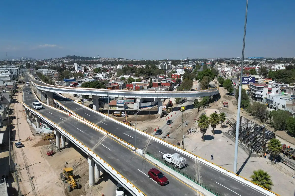 Distribuidor Ejército de Oriente ya está concluido; reparación de calles aledañas a cargo del municipio 1 Distribuidor Ejército de Oriente ya está concluido