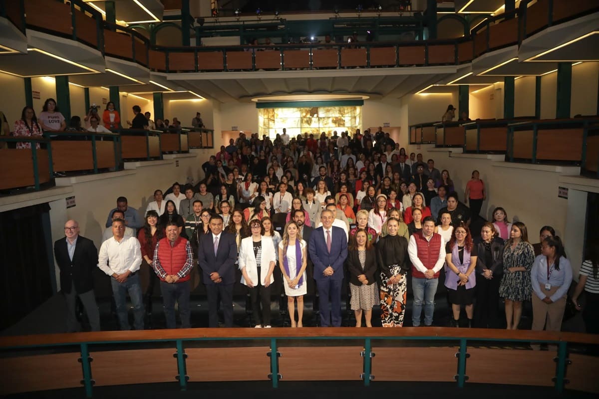 Gobierno de la Ciudad impulsa el empoderamiento femenino con la ponencia “Mujeres líderes” 1 empoderamiento de la mujer pepe chedraui
