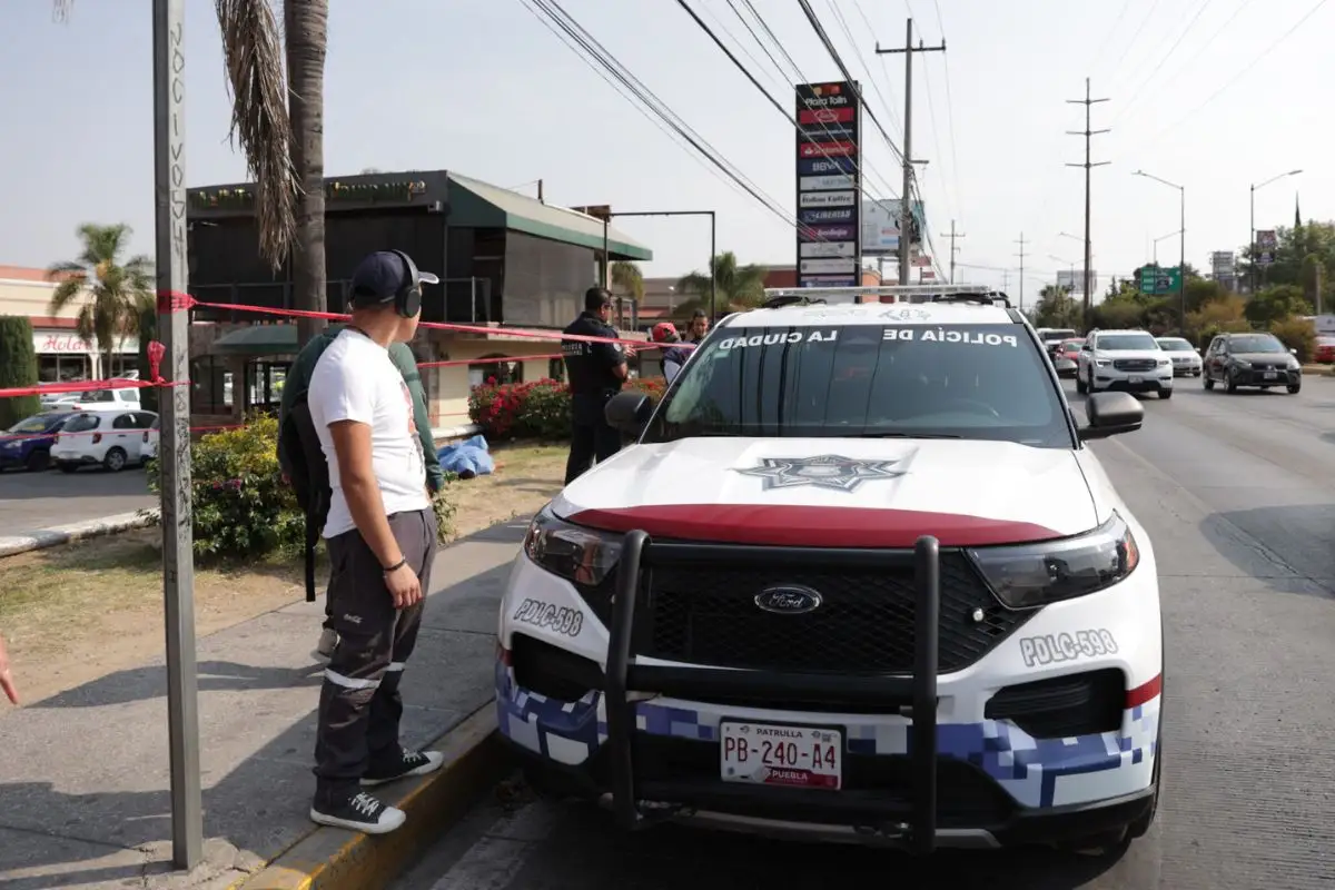 Muere hombre atropellado en el mercado Hidalgo; responsable huye