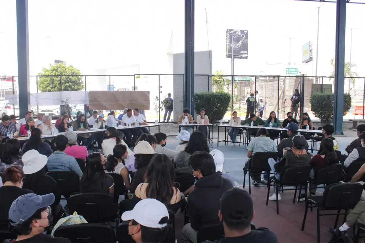 Levantan paro en Comunicación BUAP tras cinco mesas de negociación