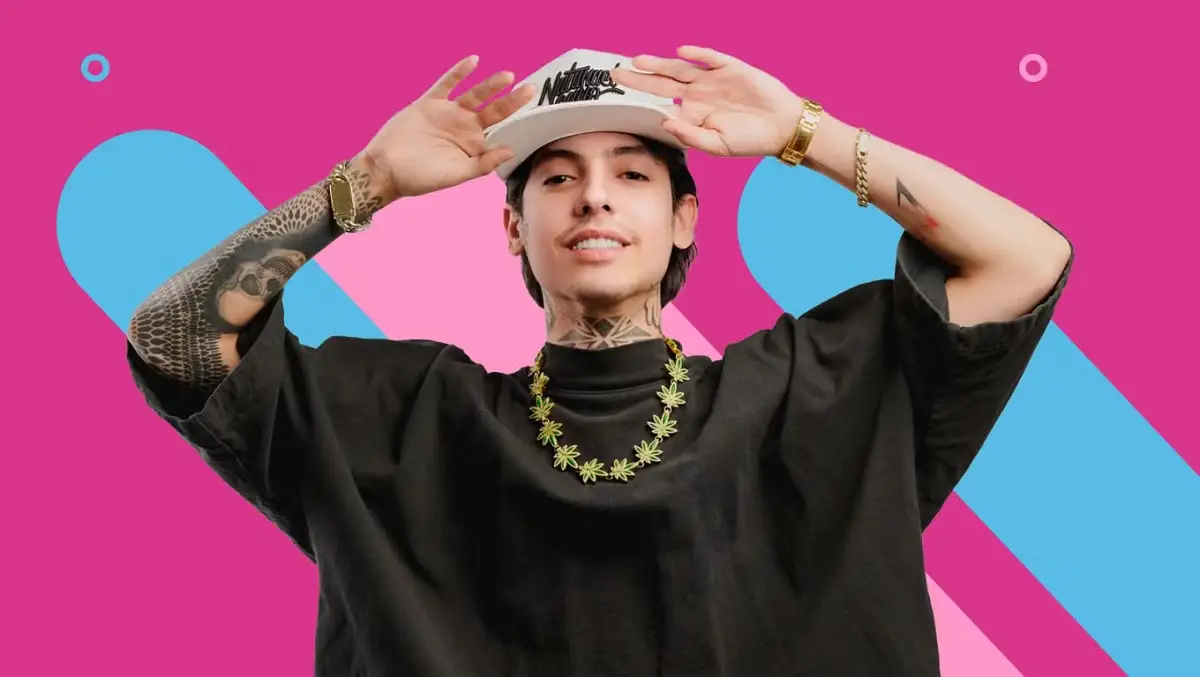 Natanael Cano mencionó al Chapo en el Carnaval de Autlán 