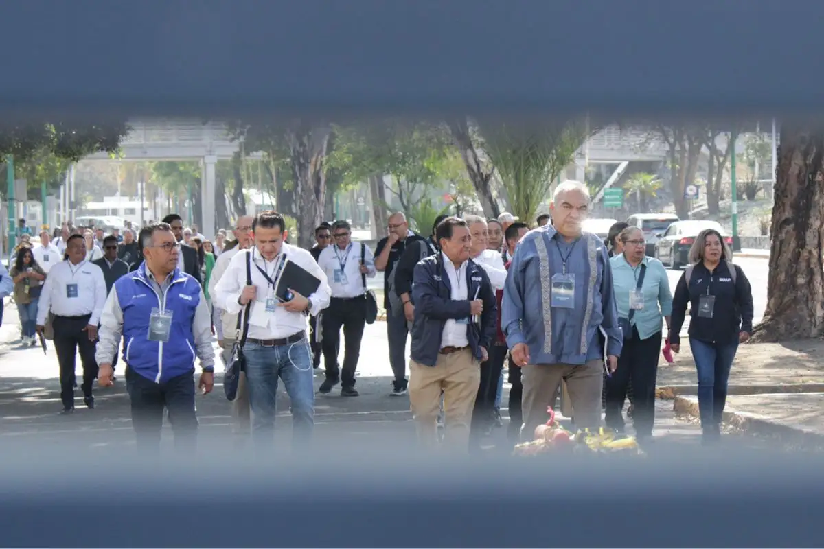 Paristas de la BUAP permiten ingreso de trabajadores de la DAE e investigadores 3 Paristas de la BUAP permiten ingreso de trabajadores de la DAE e investigadores