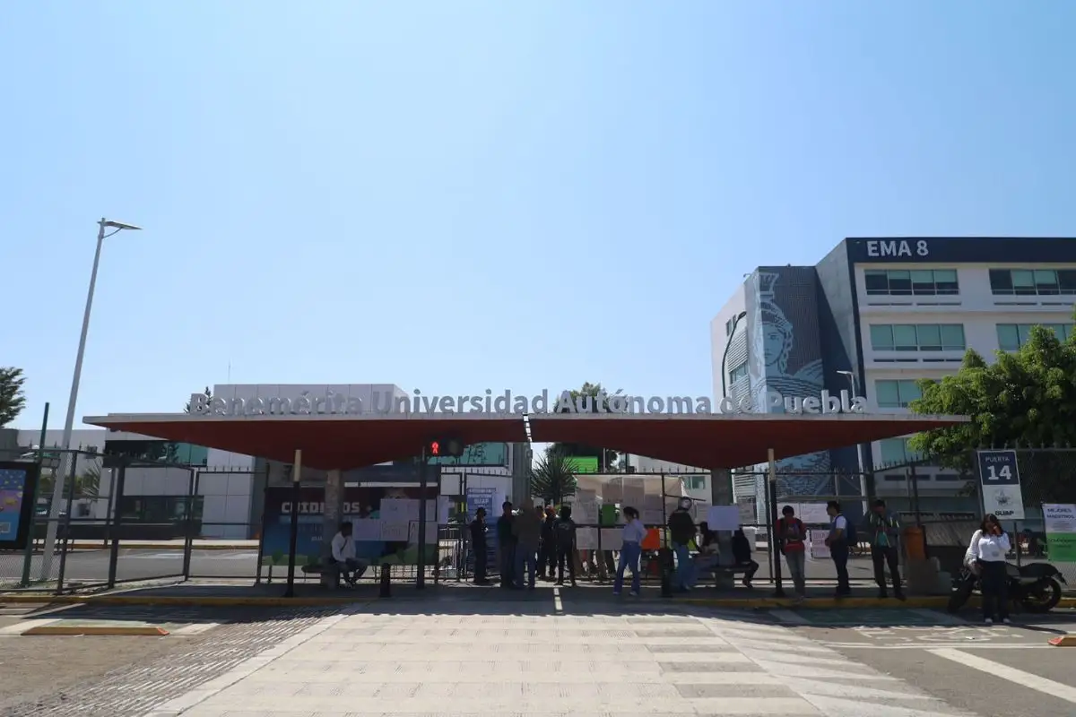 Paro en la BUAP 2025: Suspensión del proceso de admisión y eventos culturales 2 paro BUAP 2025 frena actividades