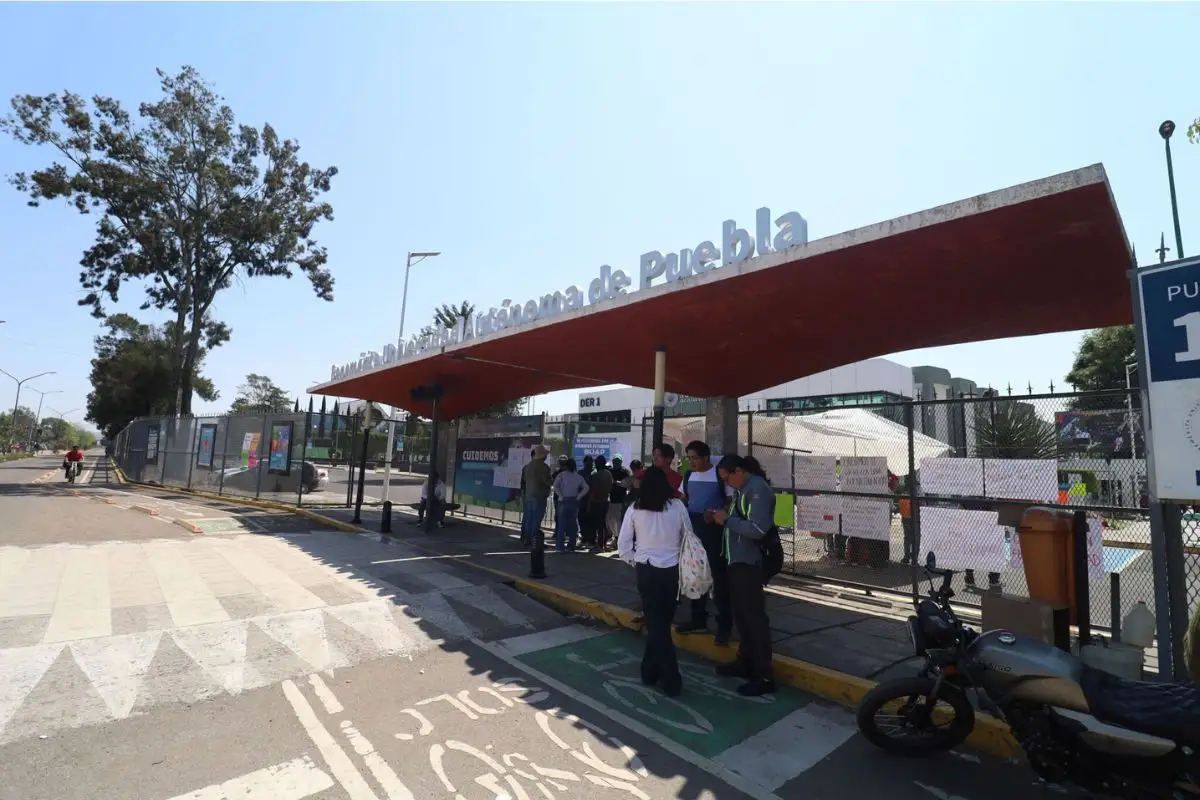 Paro en la BUAP 2025: Suspensión del proceso de admisión y eventos culturales 1 paro BUAP 2025 frena actividades